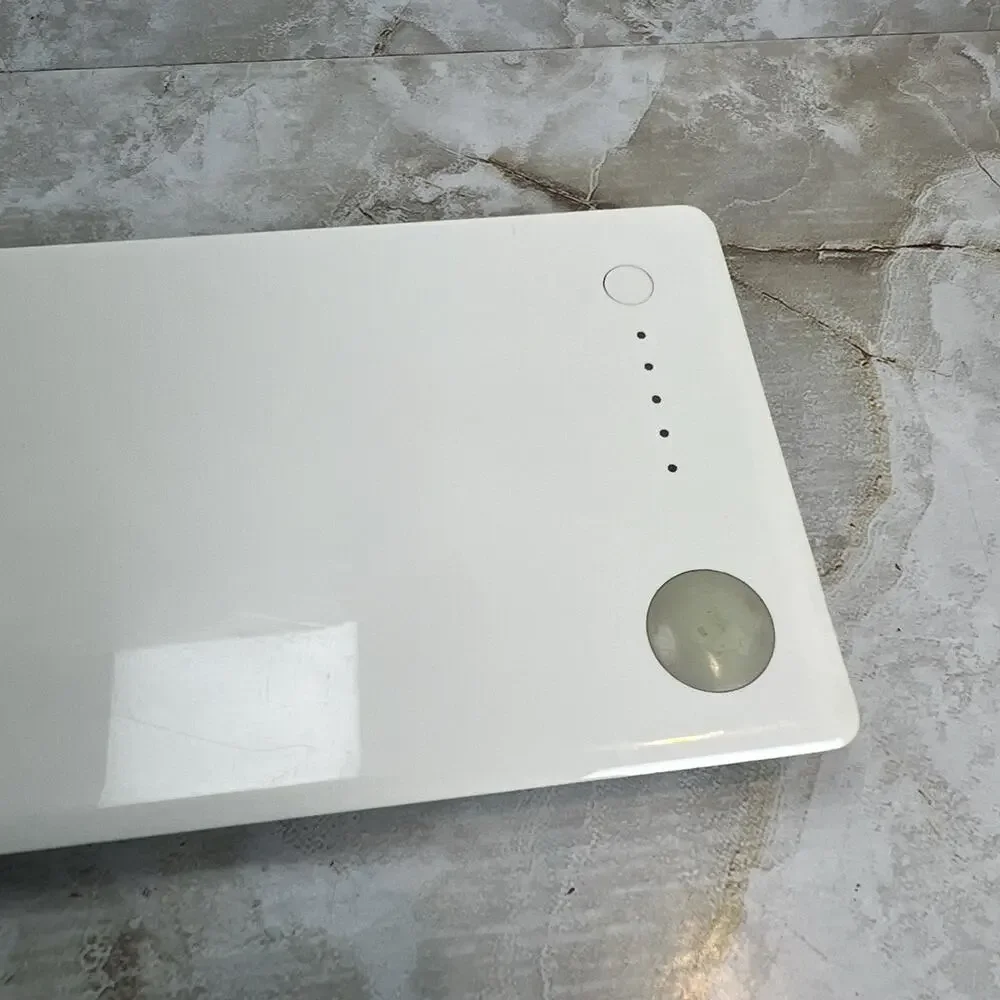 MacBook Rechargeable Battery A1185 Apple OEM UNTESTED - FOR PARTS or REPAIR